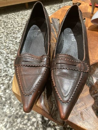 Mocasines marrones de tacón bajo