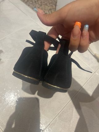Bailarinas negras con pulsera -talla 37