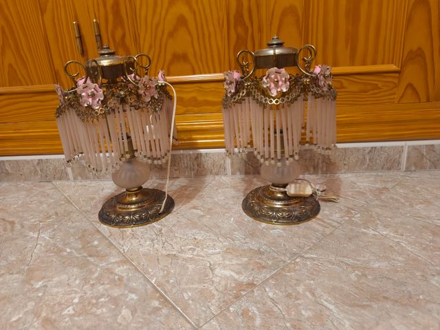 Lampara antigua de cristal y metal