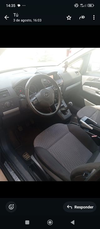 Opel Zafira 2010