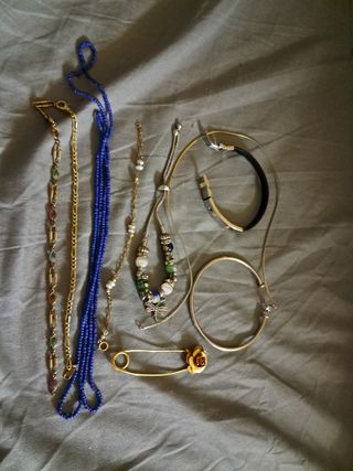 Joyas variadas. Precio segun lo q sea. 3€