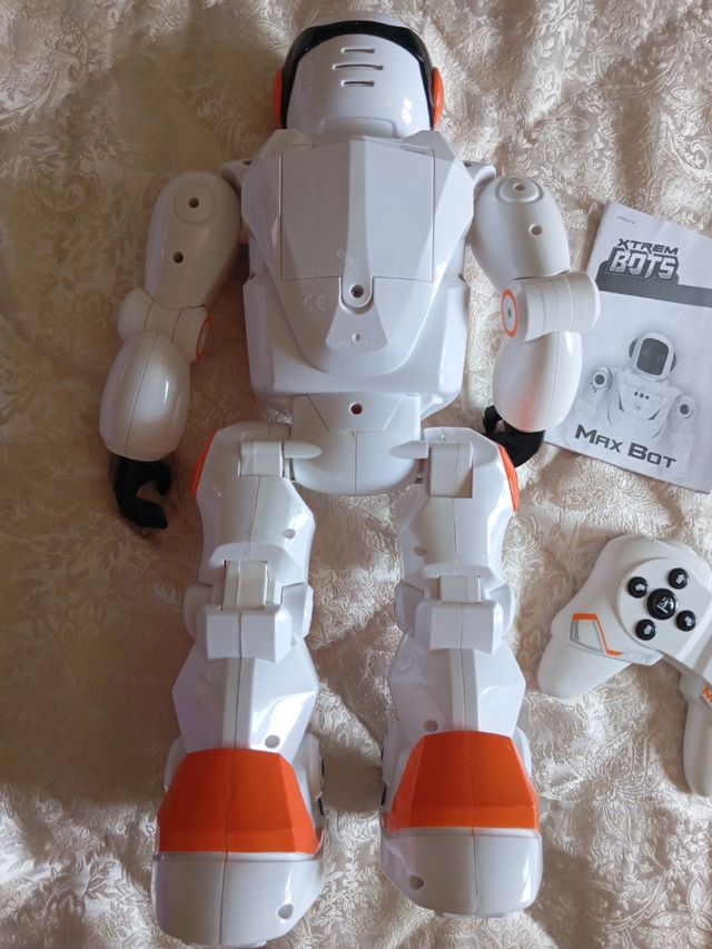 Robot Max Bot con mando 48 programas. NUEVO!