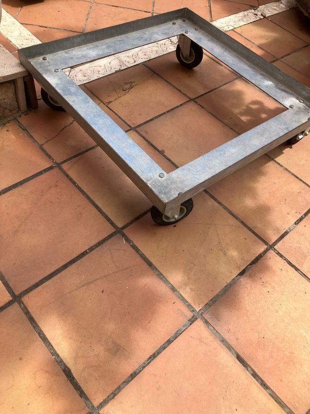 Carrito grande plataforma con ruedas