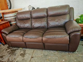 Sofá piel marrón reclinable 3 plazas