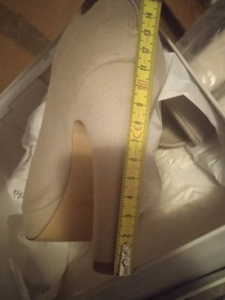 Scarpe tacco beige 39