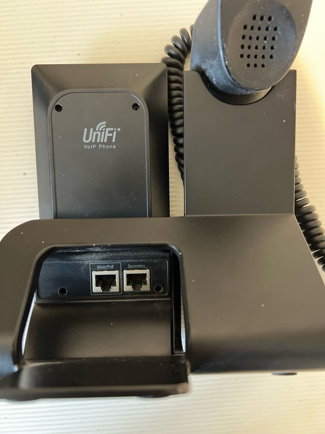 Teléfono IP Ubiquiti UVP- Teléfono Android