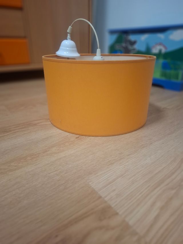Lámpara colgante naranja