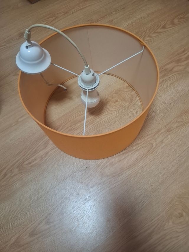Lámpara colgante naranja
