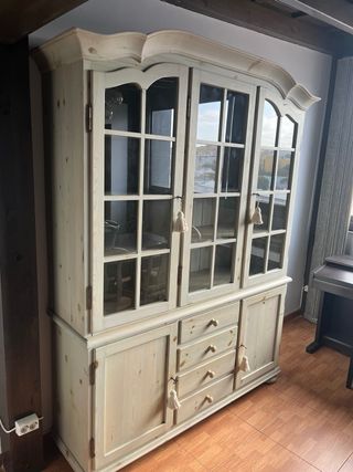 Vitrina madera clasica- Mueble expositor