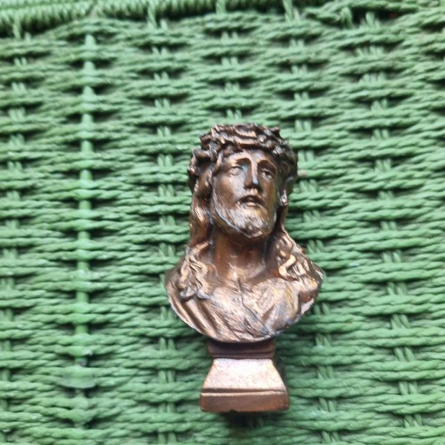 Busto Jesucristo metal antiguo
