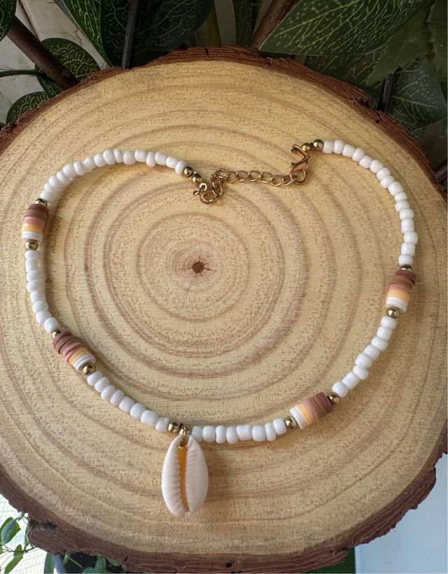 Collar choker cuentas blanco marrón