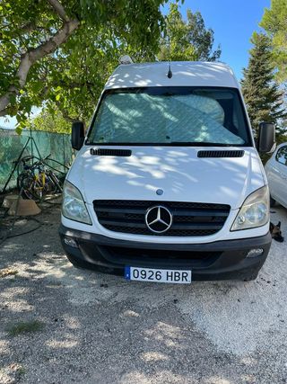 Mercedes-Benz Sprinter 2011