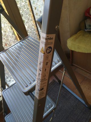 Scala 3 piani metallo