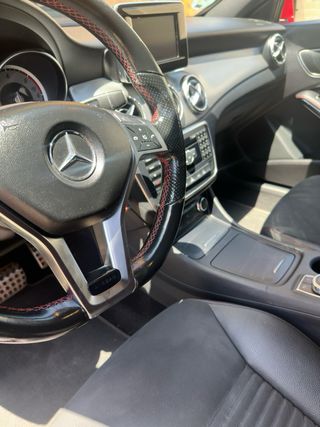 Mercedes-Benz Clase CLA 2015