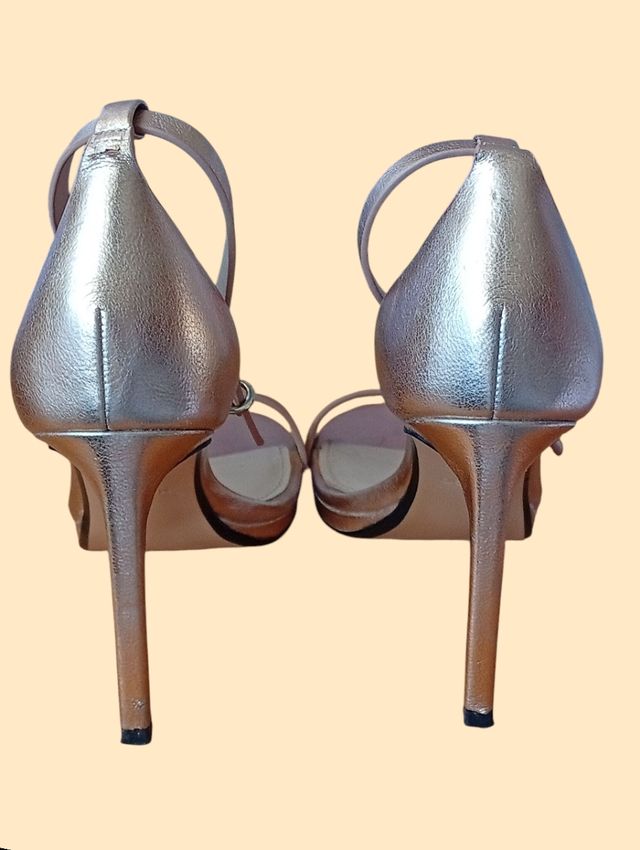 Sandalias Mango doradas