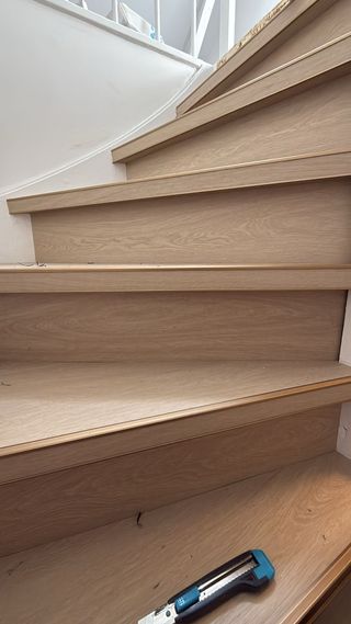 Suelo laminado para escaleras