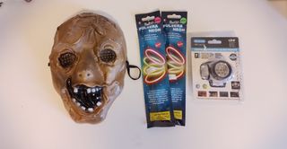 Pack fiesta: pulseras neón, máscara y linterna