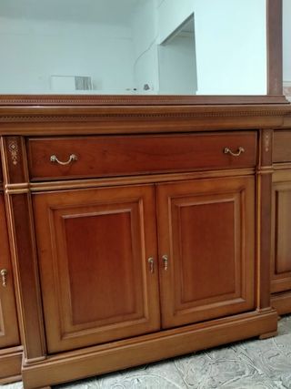 Mueble Comedor con Espejo