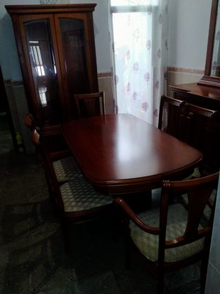 Mueble Comedor con Espejo
