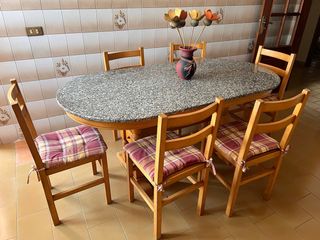 Mesa Granito + 6 Sillas Madera