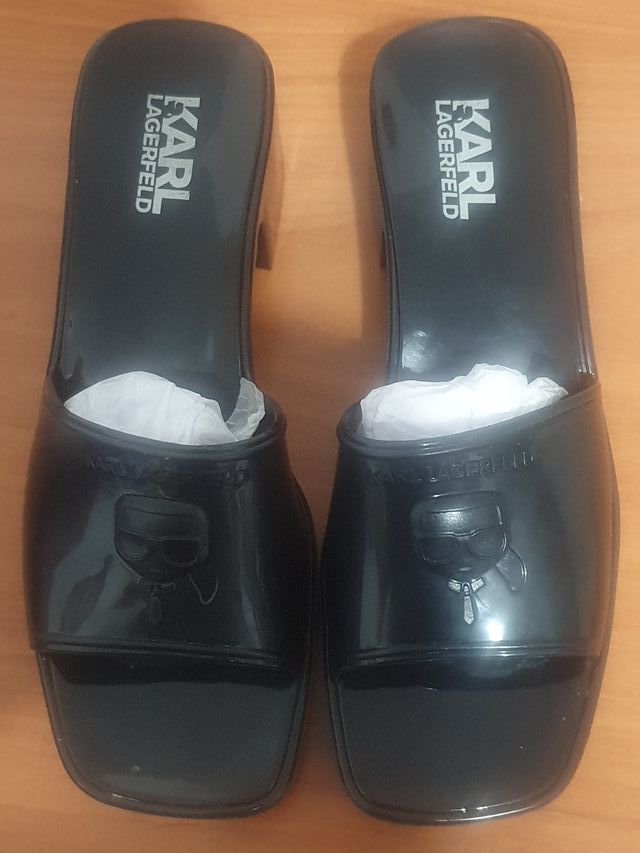 Sandalias Karl Lagerfeld negras