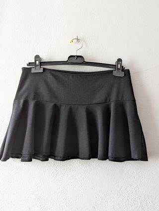 Gonna nera corta L - pieghe