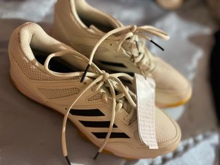 Zapatillas Adidas - Beige/Blanco