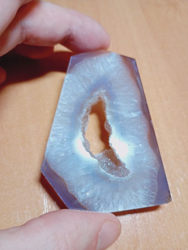 Agata azul con geoda