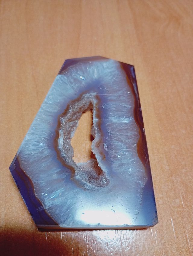 Agata azul con geoda