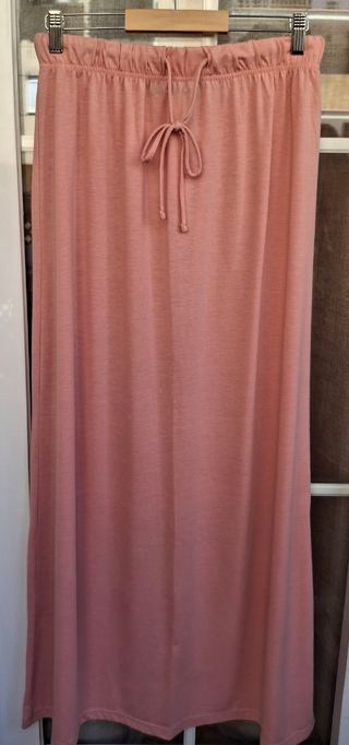 Lote 4 prendas: pantalones y falda