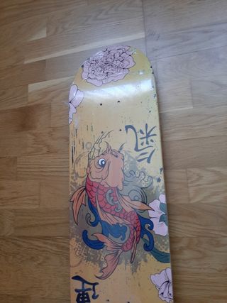 Tabla de skateboard nueva sin estrenar. 