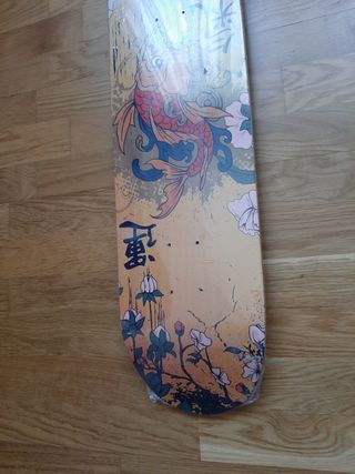 Tabla de skateboard nueva sin estrenar. 