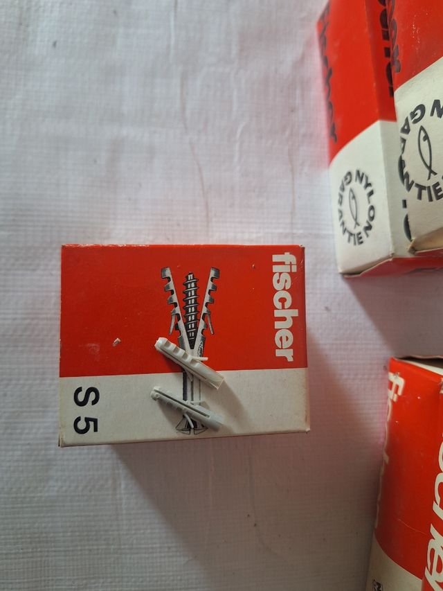 Tasselli Fischer 650 pz