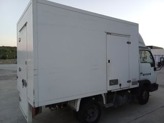 Camión Nissan Cabstar