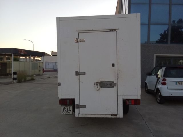 Camión Nissan Cabstar