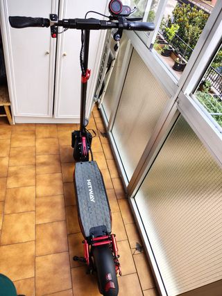 Patinete eléctrico HITWAY casi nuevo