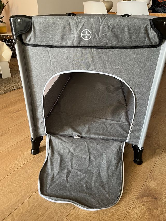 Lettino da viaggio Ding: portatile e grigio