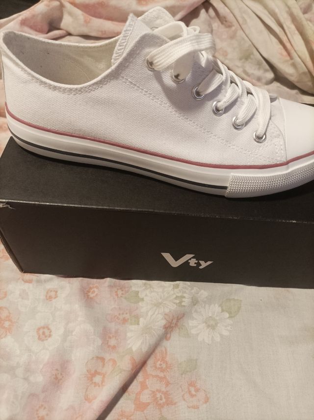 Zapatillas Vty blancas
