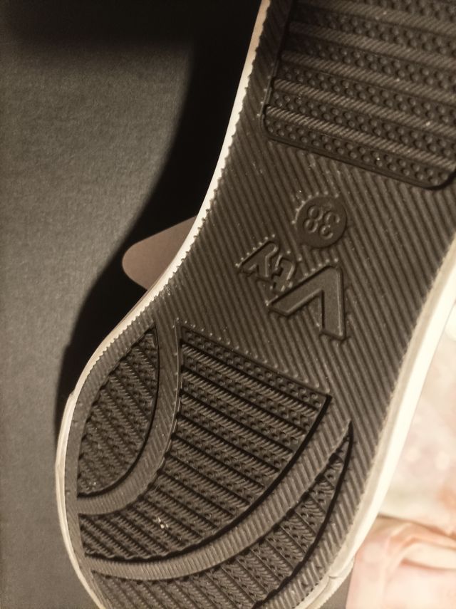 Zapatillas Vty blancas