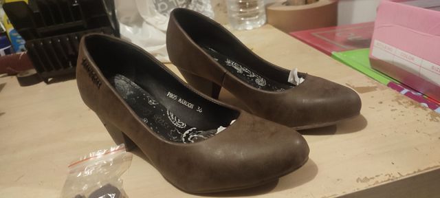 Tacones Tersus Marrón 36