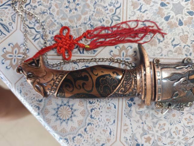 Daga decorativa: edición limitada