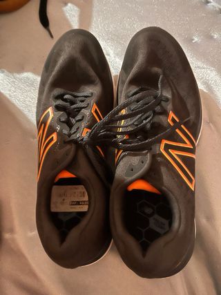 Zapatillas New Balance 590 - Negras/Naranjas