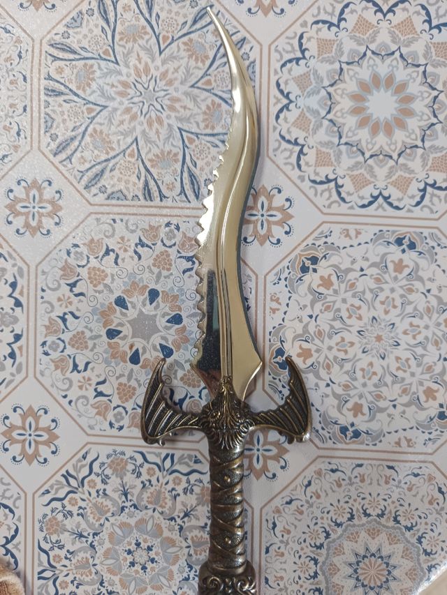 Daga fantasía dragón