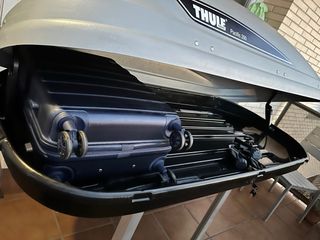 Baúl techo Thule Pacific 200 para coche