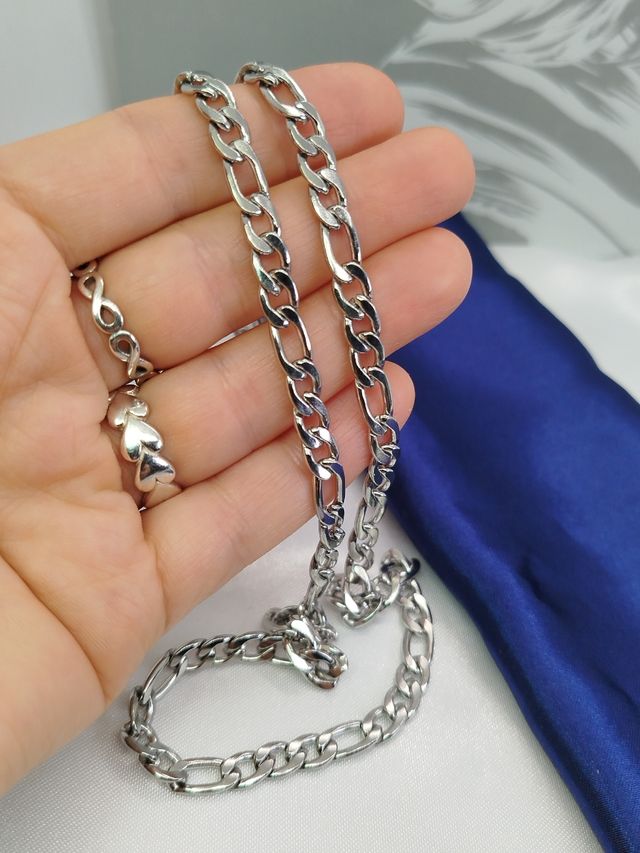 Cadena Figaro de acero inoxidable plateado