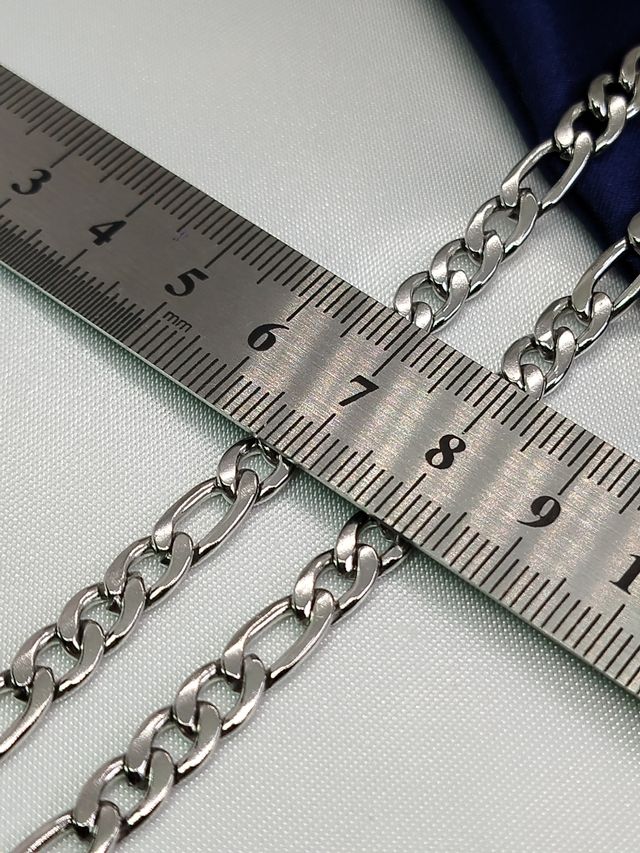 Cadena Figaro de acero inoxidable plateado