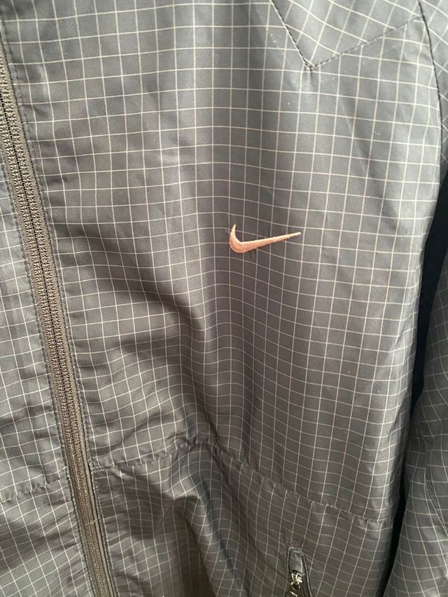 Chaqueta Nike negra