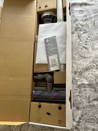 Dyson Gen5detect Absolute - Aspiradora
NUEVA