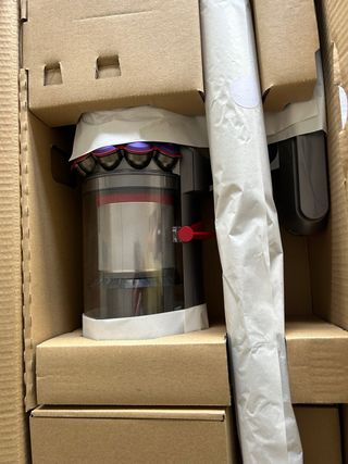 Dyson Gen5detect Absolute - Aspiradora
NUEVA