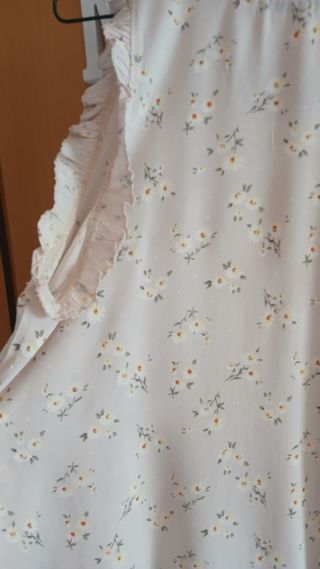 Blusa beige estampada - volantes